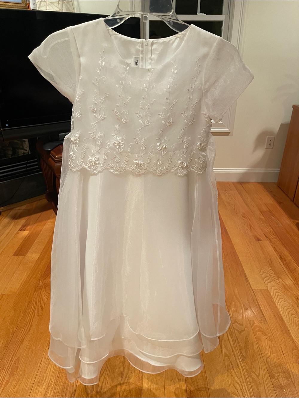 Bonnie Jean Sz 10 White Floral Embroidered Formal Dress for Girls